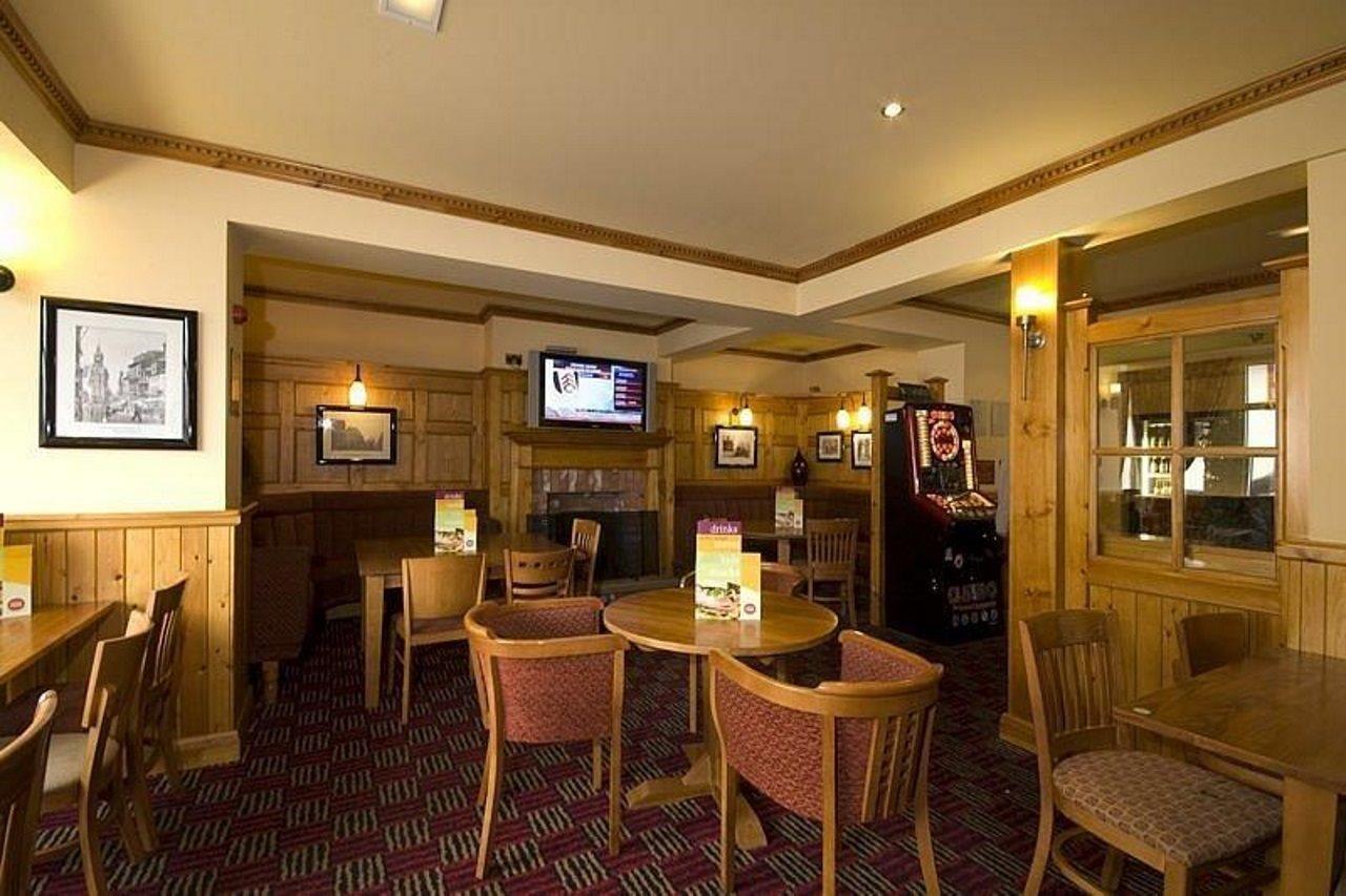 Premier Inn Дънфърмлин Екстериор снимка