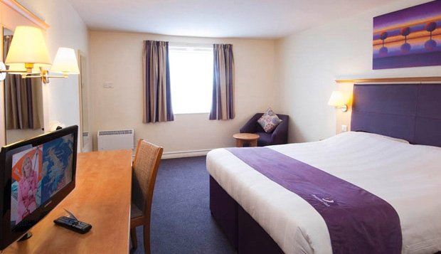 Premier Inn Дънфърмлин Екстериор снимка